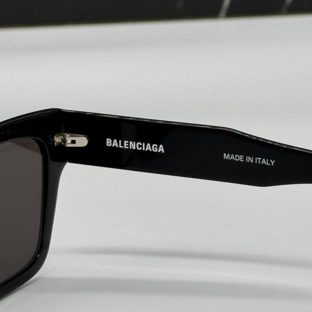 NEW BB0307SA 001 BALENCIAGA BLACK GREY SQUARE WOMEN SUNGLASSES - Picture 9 of 10